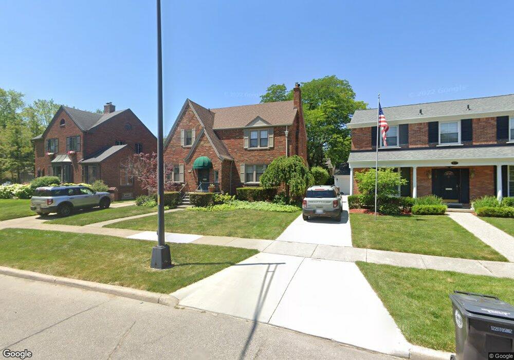 175 Beaupre Ave, Grosse Pointe Farms, MI 48236 - photo 1