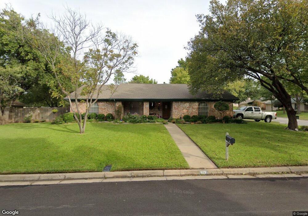 1129 Shady Ln, Bedford, TX 76021 - photo 1