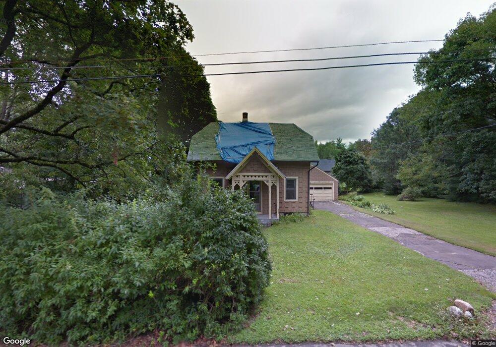 32 Fairview St, Willimantic, CT 06226 - photo 1