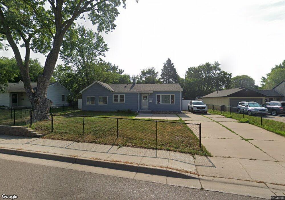 8221 Lyndale Ave S, Bloomington, MN 55420 - photo 1