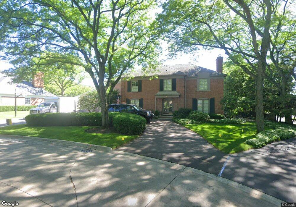 6 Alger Place, Grosse Pointe, MI 48230 - photo 1