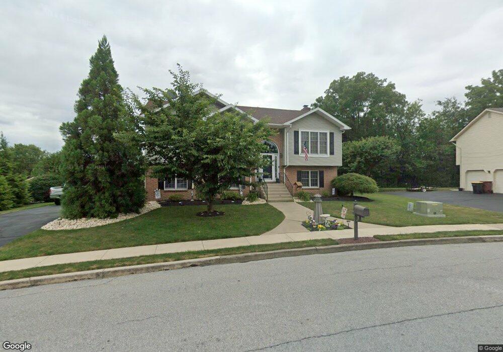 4603 Christina Dr, Whitehall, PA 18052 - photo 1