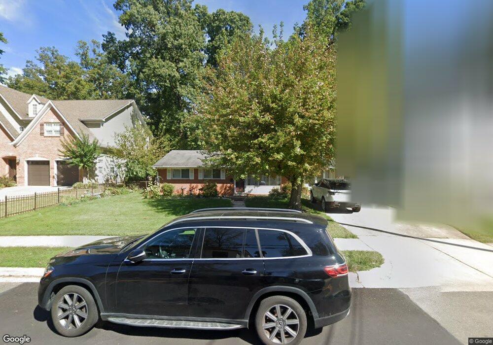 1204 Cottage St SW, Vienna, VA 22180 - photo 1