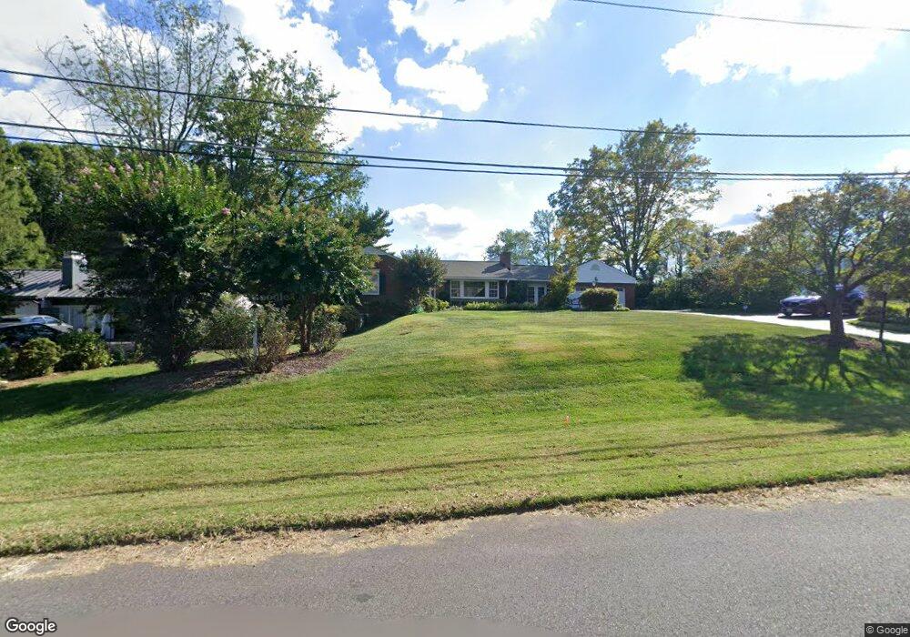 7522 Glennon Dr, Bethesda, MD 20817 - photo 1