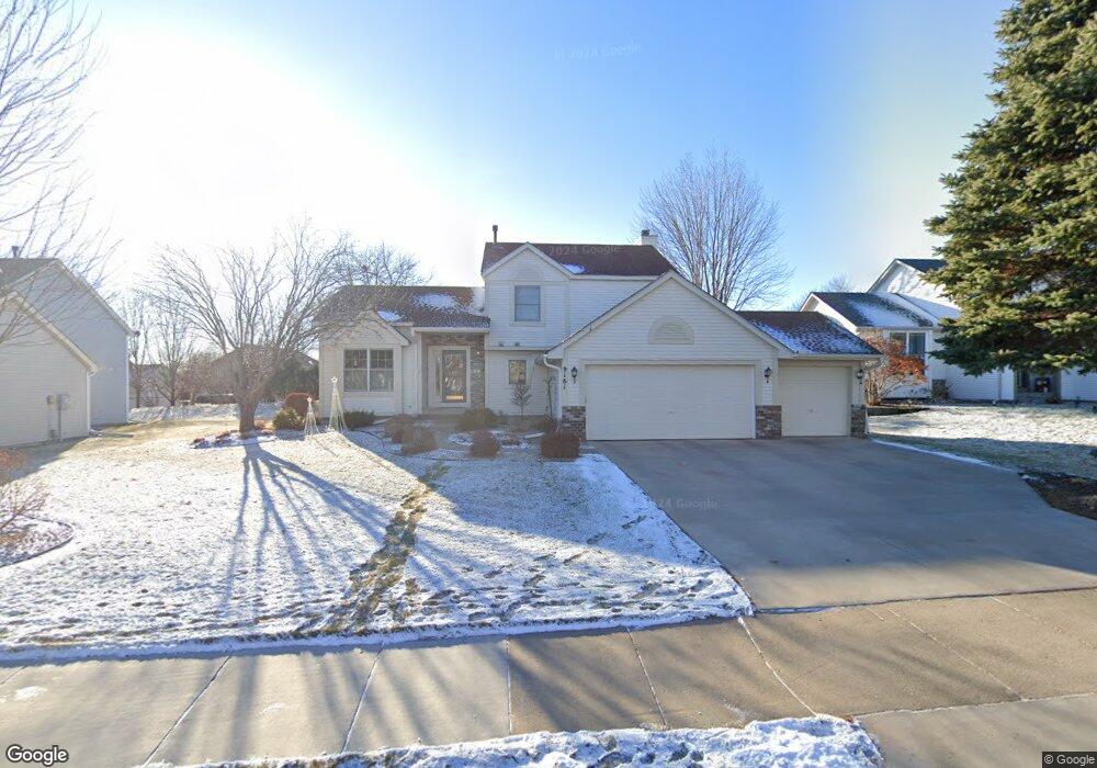 9161 Overlook Ln, Champlin, MN 55316 - photo 1
