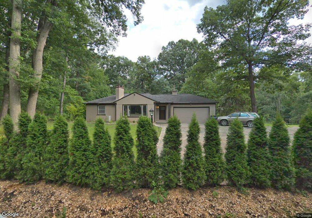 257 S Berkshire Rd, Bloomfield Hills, MI 48302 - photo 1