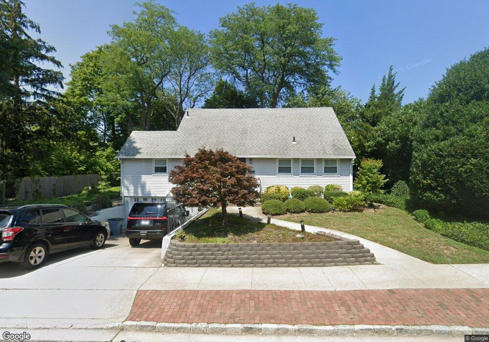 2 Harding Place, Glen Head, NY 11545 - photo 1