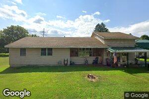 5 State St, Russell, PA 16345