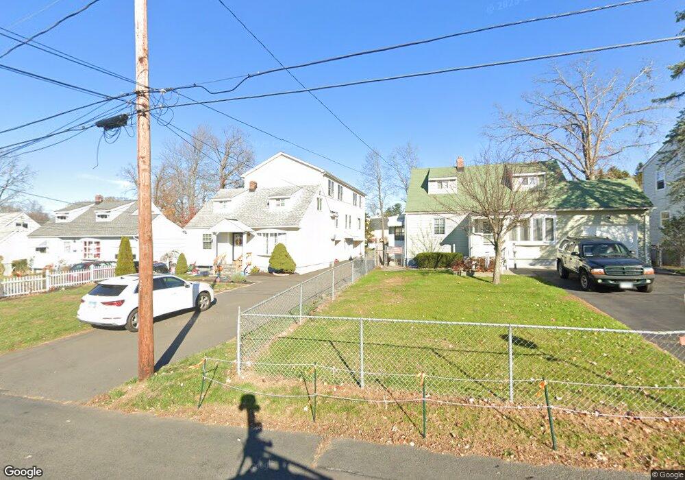 10 6th St unit A, Danbury, CT 06810 - photo 1