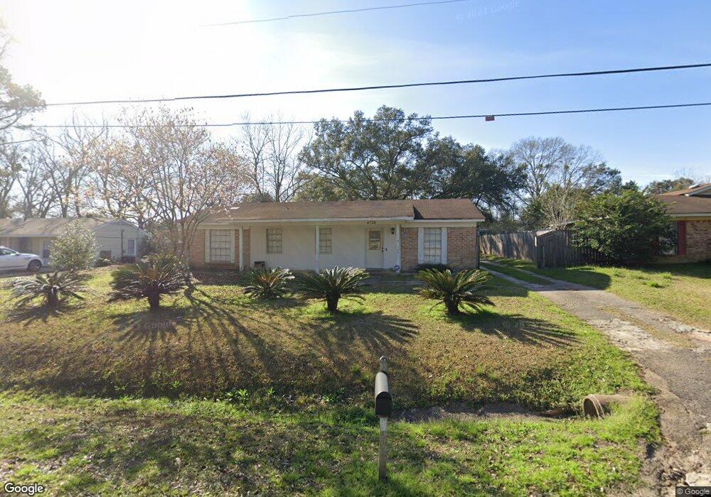 4726 Clarendon Dr, Mobile, AL 36619 - photo 1