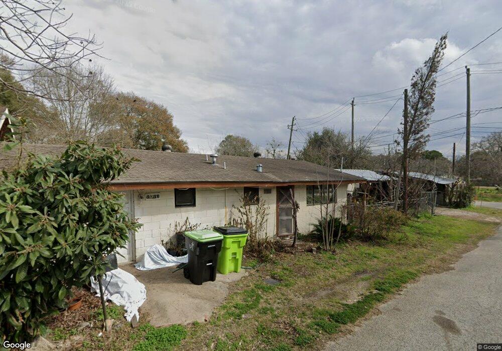 1011 S 4th St, Richmond, TX 77469 - photo 1