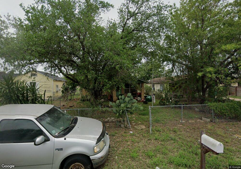 211 N Hibiscus St, Pharr, TX 78577 - photo 1
