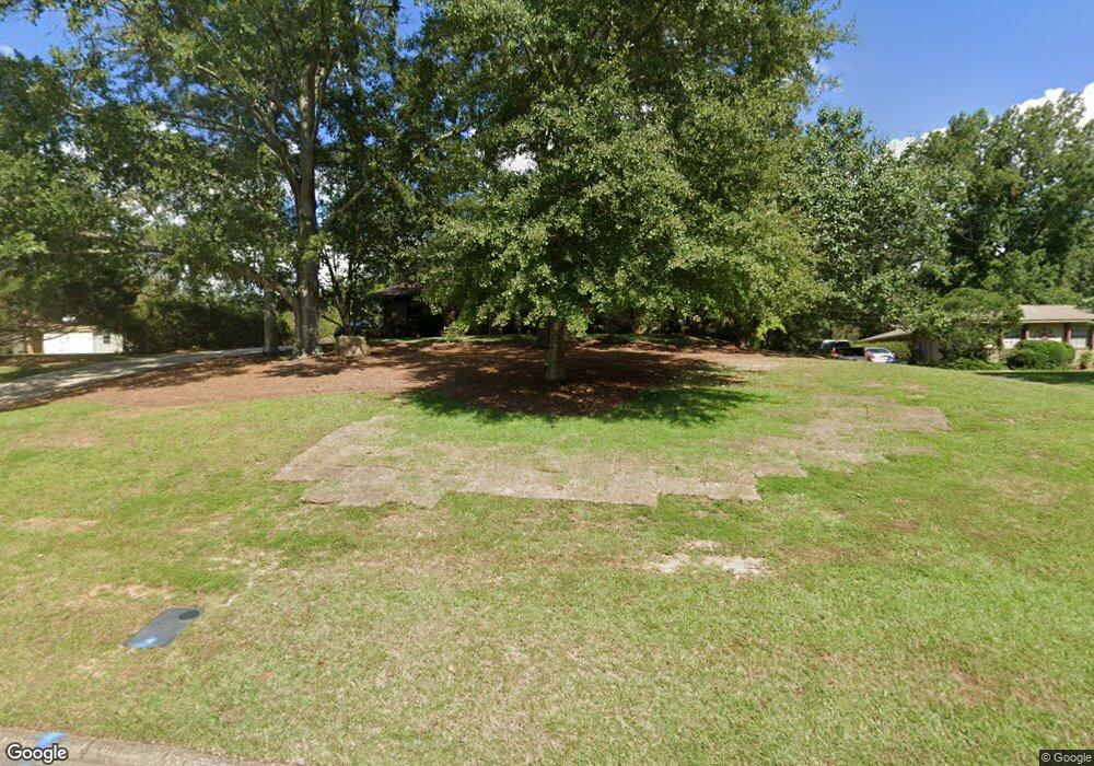 1203 Wimbledon Dr, Dothan, AL 36305 - photo 1