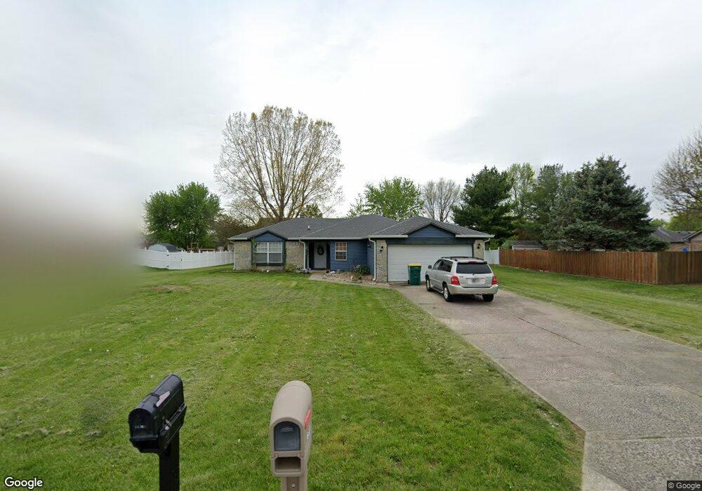 1635 E Jefferson St, Franklin, IN 46131 - photo 1