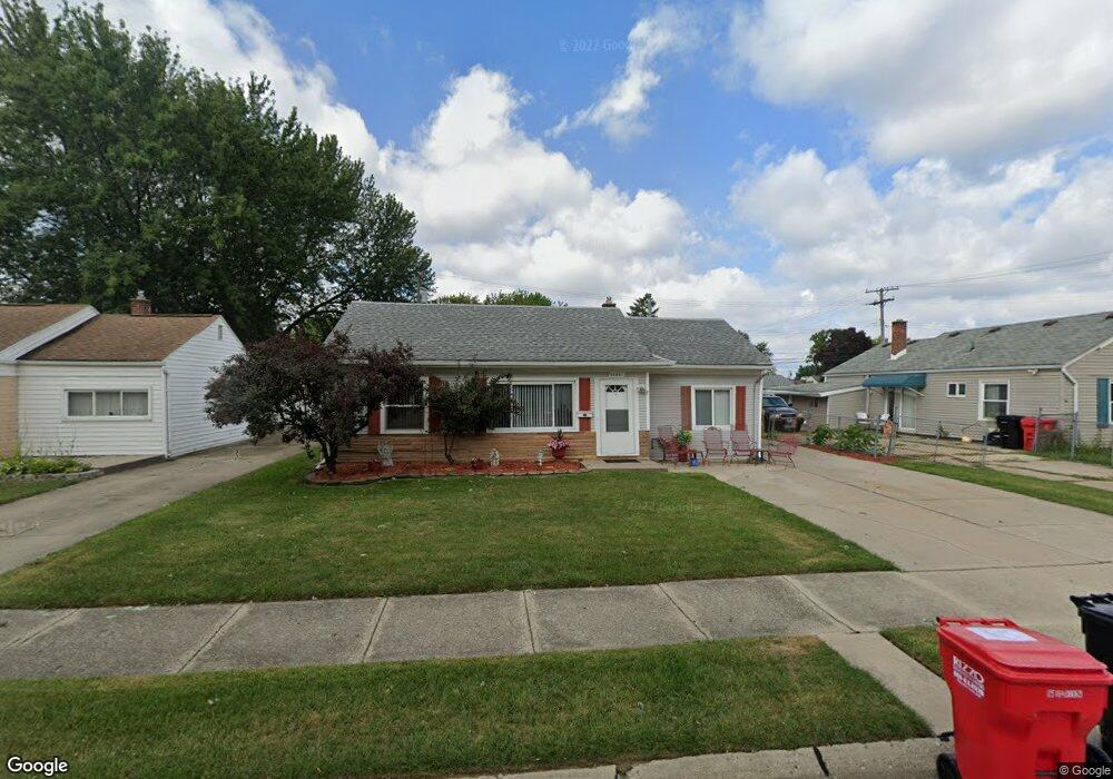 26661 Belanger St, Roseville, MI 48066 - photo 1