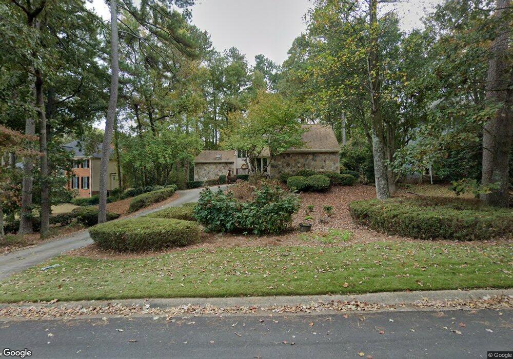 2820 Laurel Green Ct, Roswell, GA 30076 - photo 1