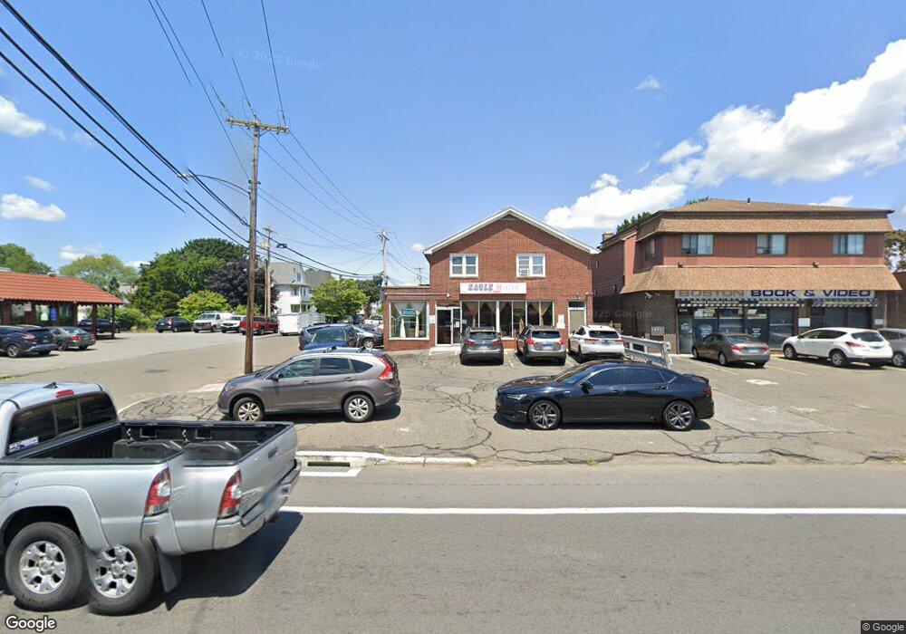 242 Kent Ave unit D, Bridgeport, CT 06610 - photo 1