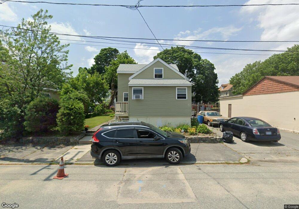 427 Station St, Cranston, RI 02910 - photo 1