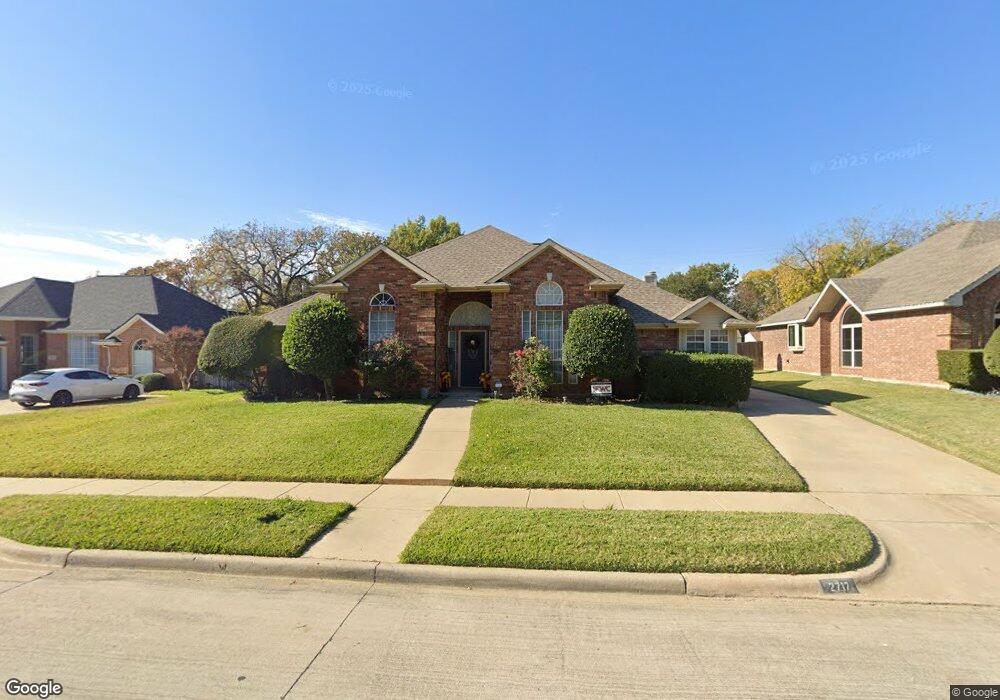 2717 Fox Glenn Ct, Hurst, TX 76054 - photo 1