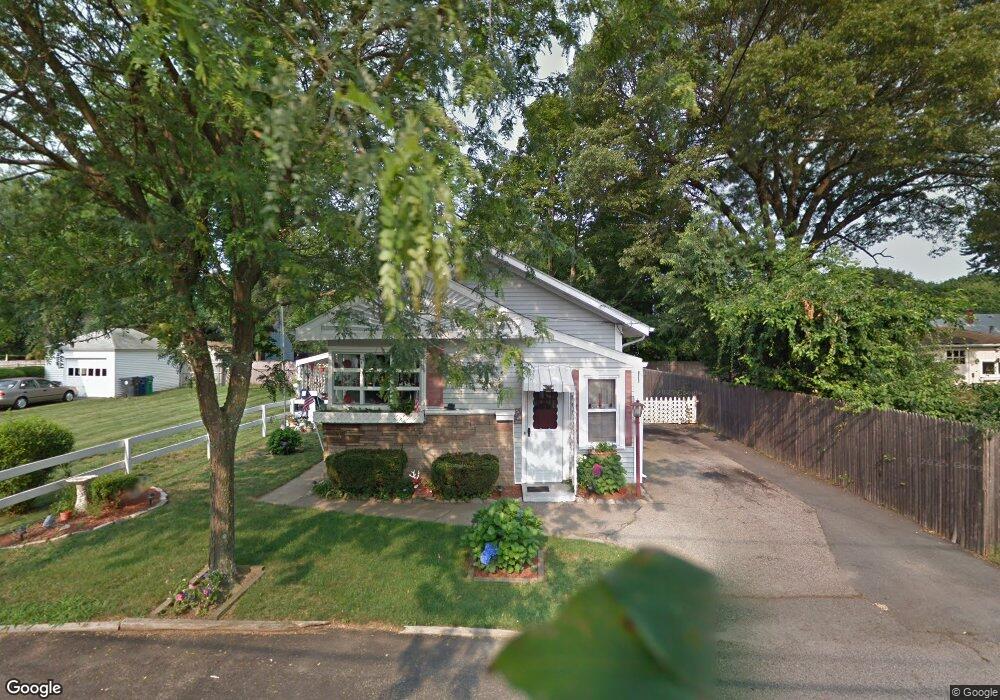 213 Wendell Rd, Warwick, RI 02888 - photo 1