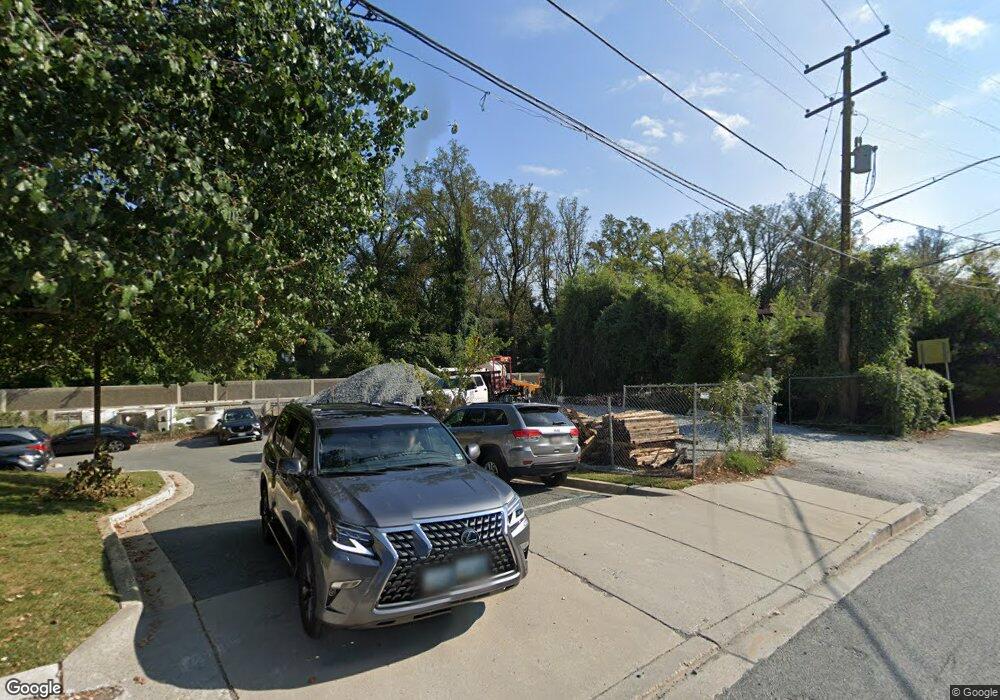 4306 Montgomery Ave, Bethesda, MD 20814 - photo 1