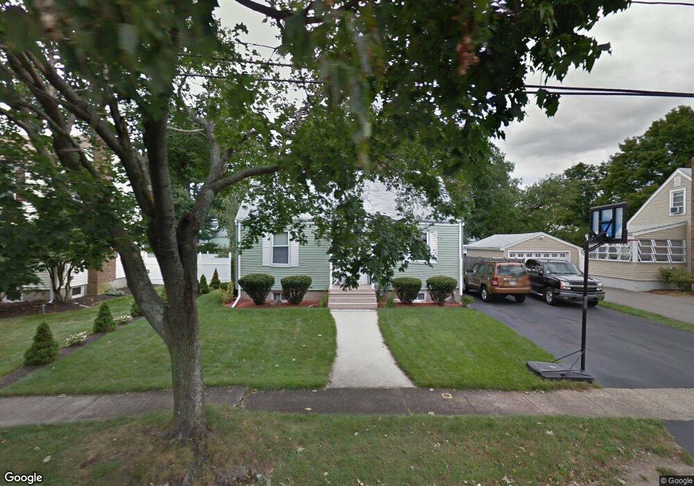 10 Breakheart Rd, Saugus, MA 01906 - photo 1