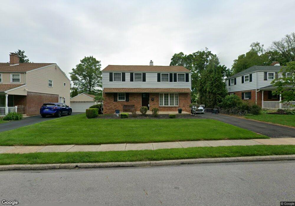 11 E Wissahickon Ave, Flourtown, PA 19031 - photo 1