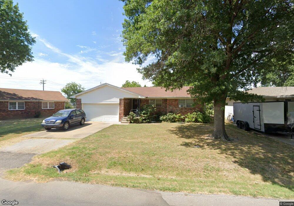 746 W 4th St, Skiatook, OK 74070 - photo 1