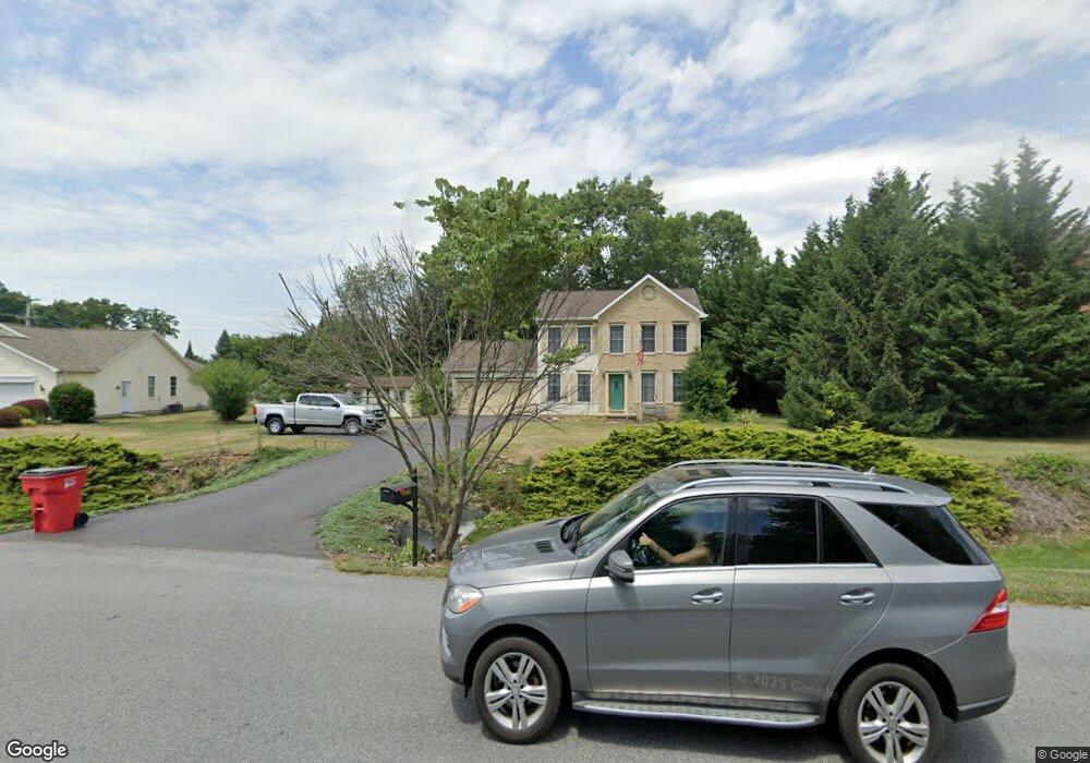 11006 Parkwood Dr, Hagerstown, MD 21742 - photo 1