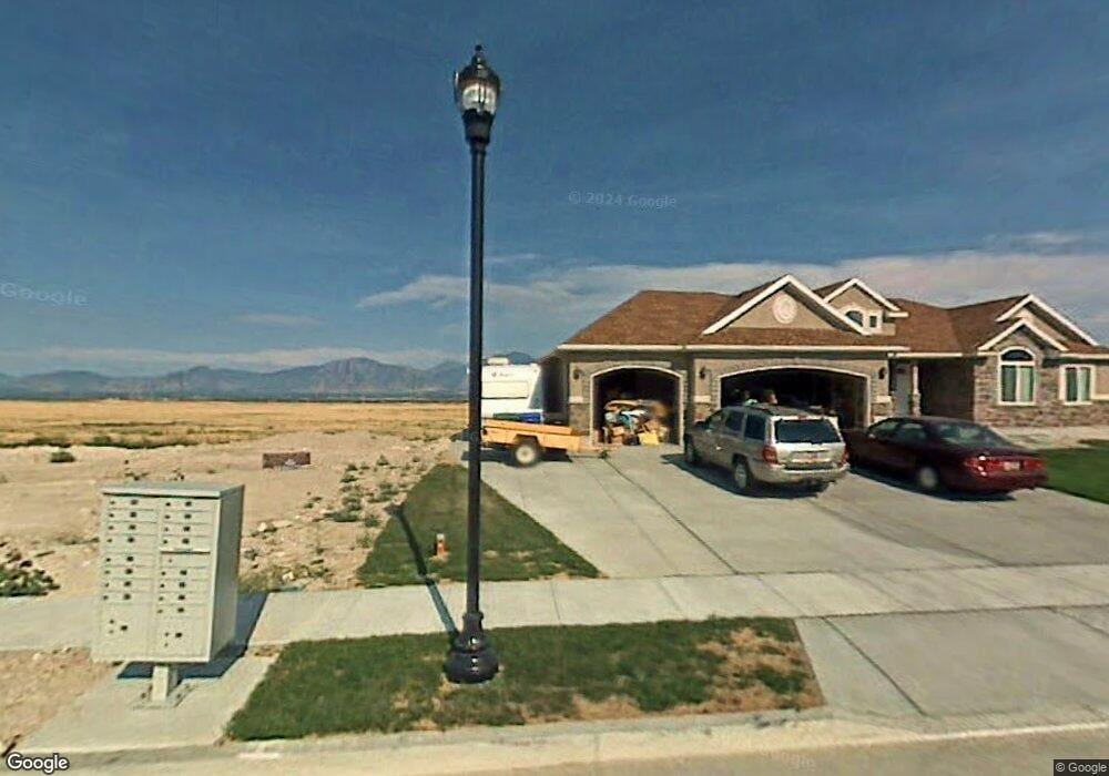 8061 S Jackson Lake Dr, West Jordan, UT 84081 - photo 1