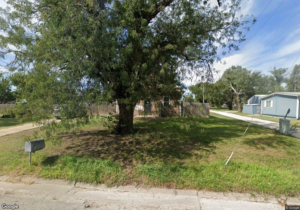221 S 7th St, Osborne, KS 67473 - photo 1