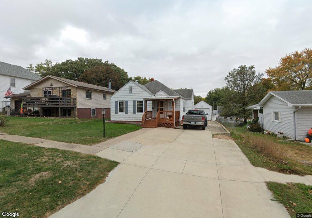 302 Farnham St, Shenandoah, IA 51601 - photo 1