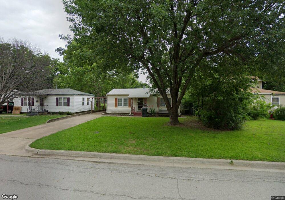 1705 7th Ave NW, Ardmore, OK 73401 - photo 1