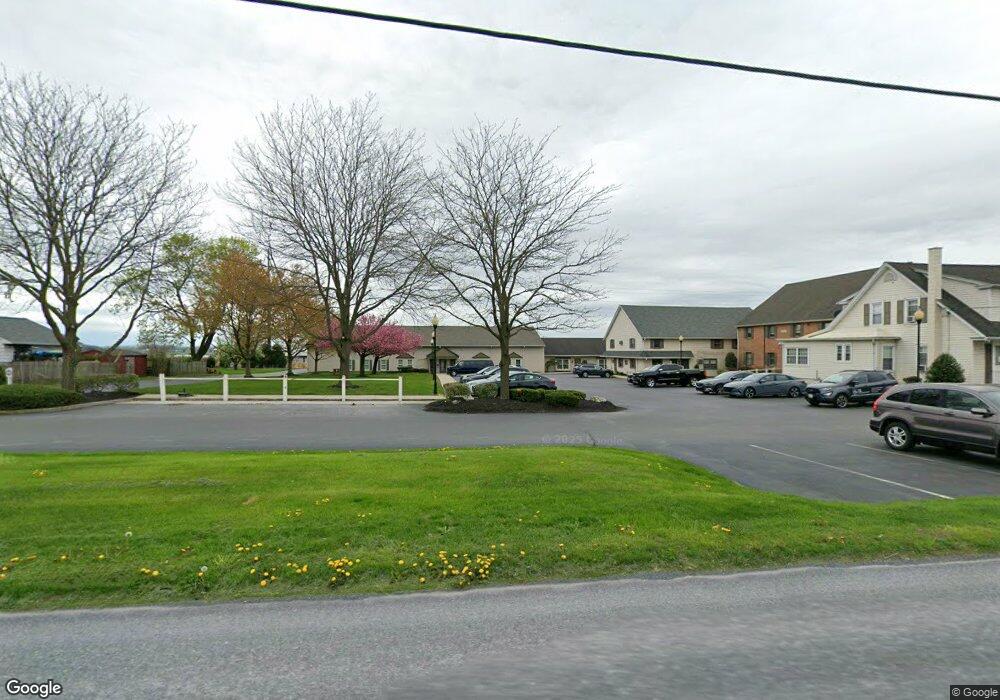 912 W Main St, New Holland, PA 17557 - photo 1