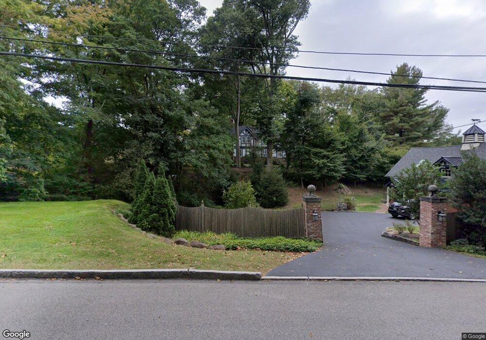 952 Mill Rd, Bryn Mawr, PA 19010 - photo 1