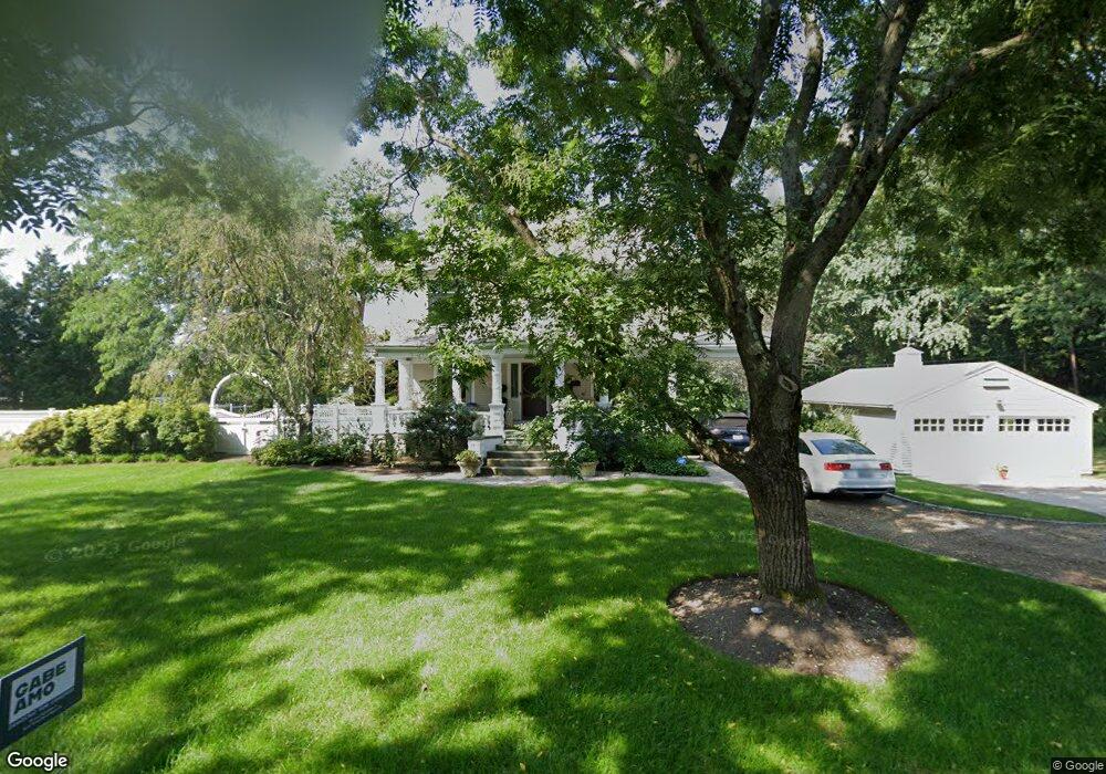 33 Alfred Drowne Rd, Barrington, RI 02806 - photo 1