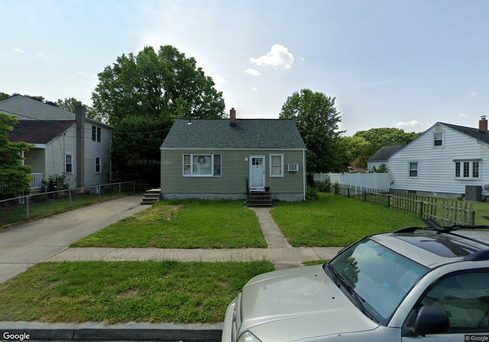 803 N Woodlynn Rd, Essex, MD 21221 - photo 1