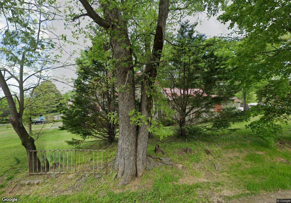 800 W 7th St, Columbia, TN 38401 - photo 1