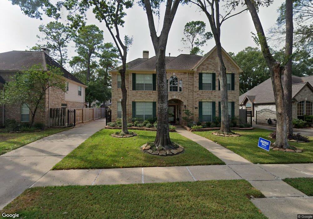 9319 Woodwind Lakes Dr, Houston, TX 77040 - photo 1