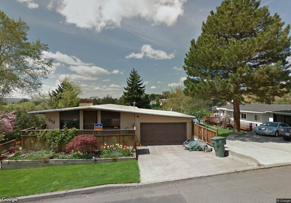 631 NW 6th St, Pendleton, OR 97801 - photo 1