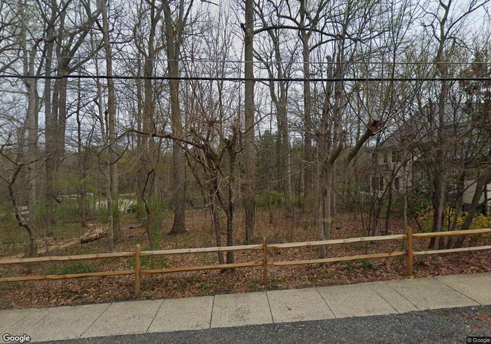 6317 Waterway Dr, Falls Church, VA 22044 - photo 1