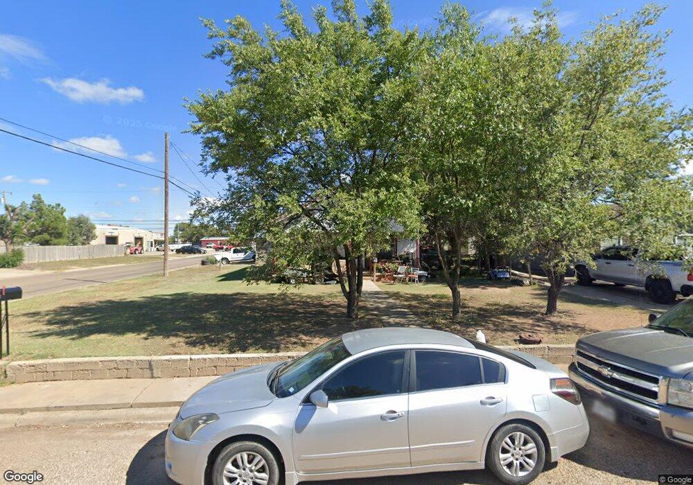 236 N Porter Ave, Dumas, TX 79029 - photo 1