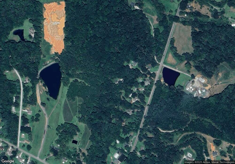 1093 Riddle Mill Rd, Clover, SC 29710 - photo 1