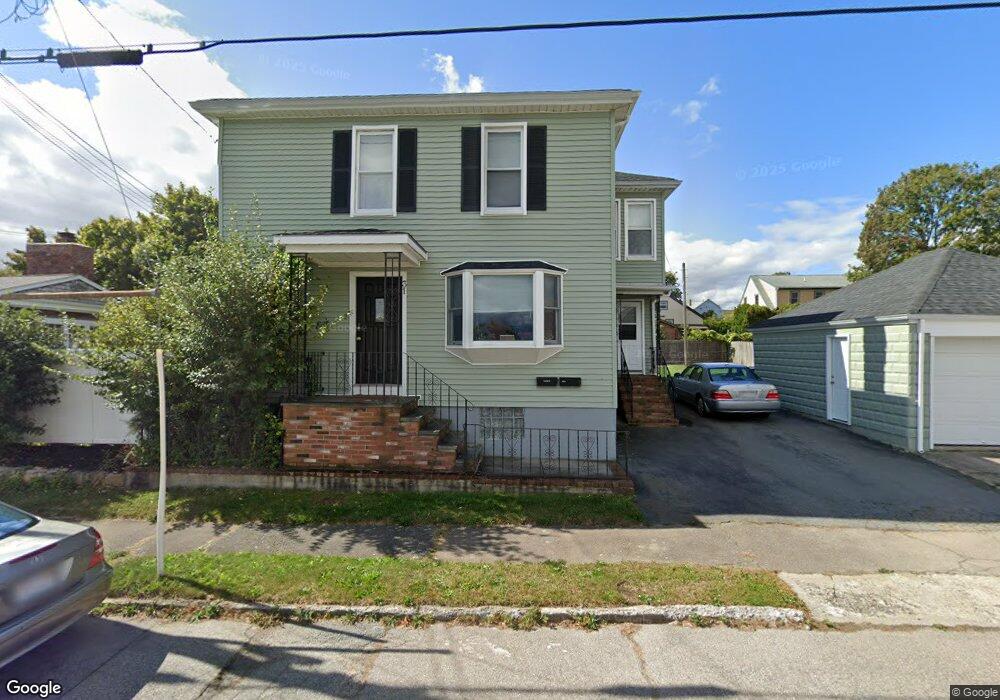 31 Buttonwood Rd, South Dartmouth, MA 02748 - photo 1