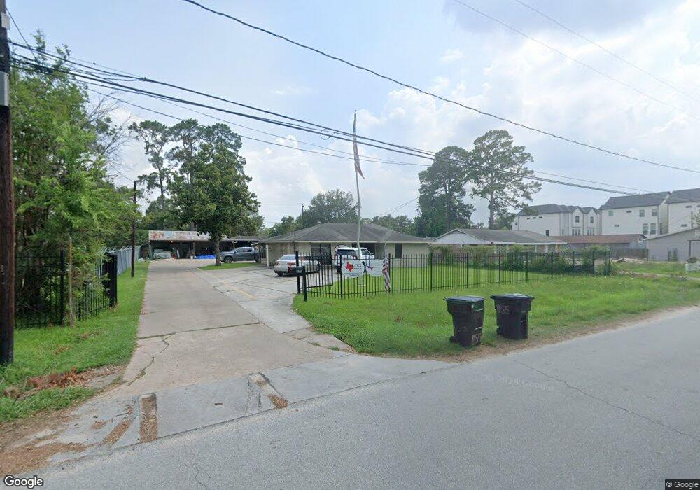 855 Wakefield Dr, Houston, TX 77018 - photo 1