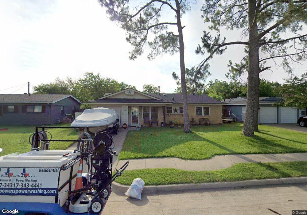 844 Jerry Ln, Bedford, TX 76022 - photo 1
