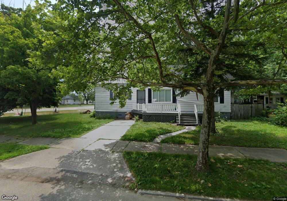 5629 Gateshead St, Grosse Pointe, MI 48236 - photo 1