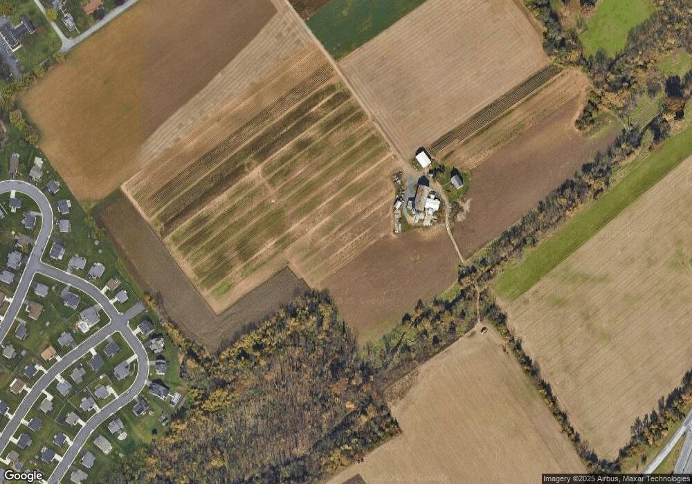 423 Snyder Rd, Reading, PA 19605 - photo 1