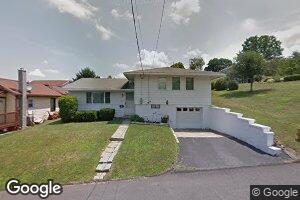 211 3rd St, Millersburg, PA 17061