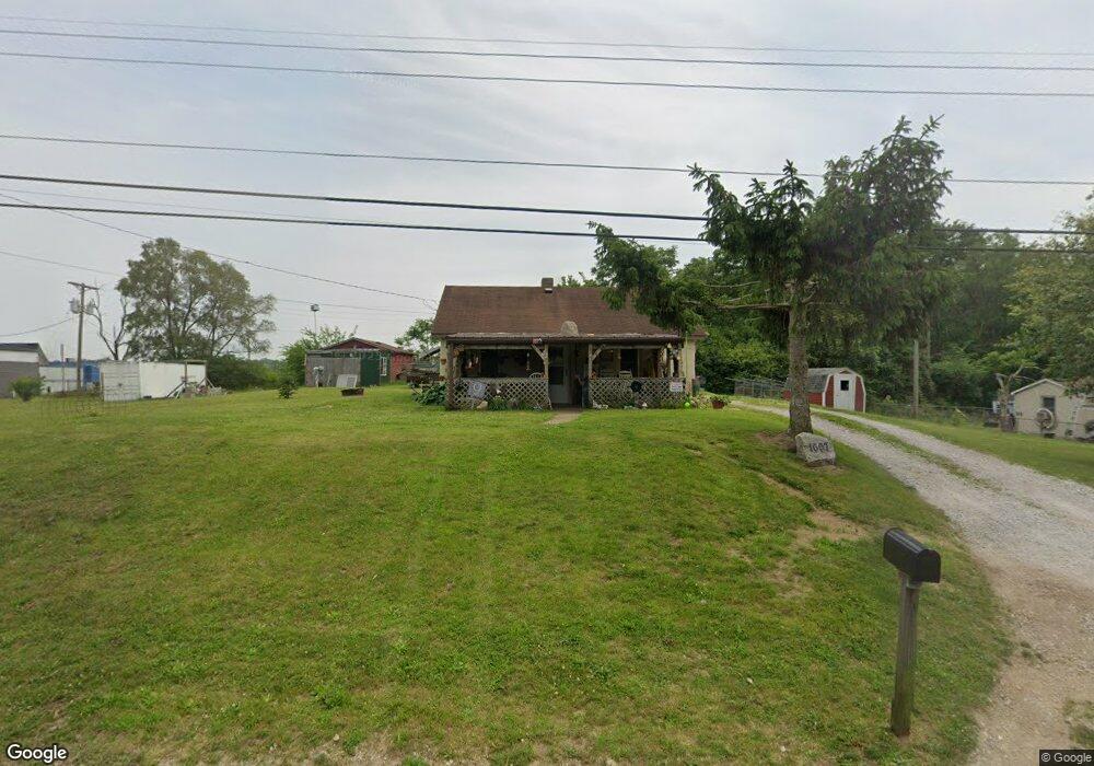 1607 E 19th St, Anderson, IN 46016 - photo 1